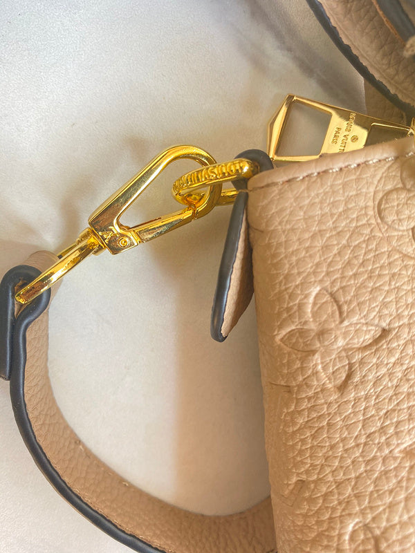 Ozarra - GUKI Women Bags - 2041