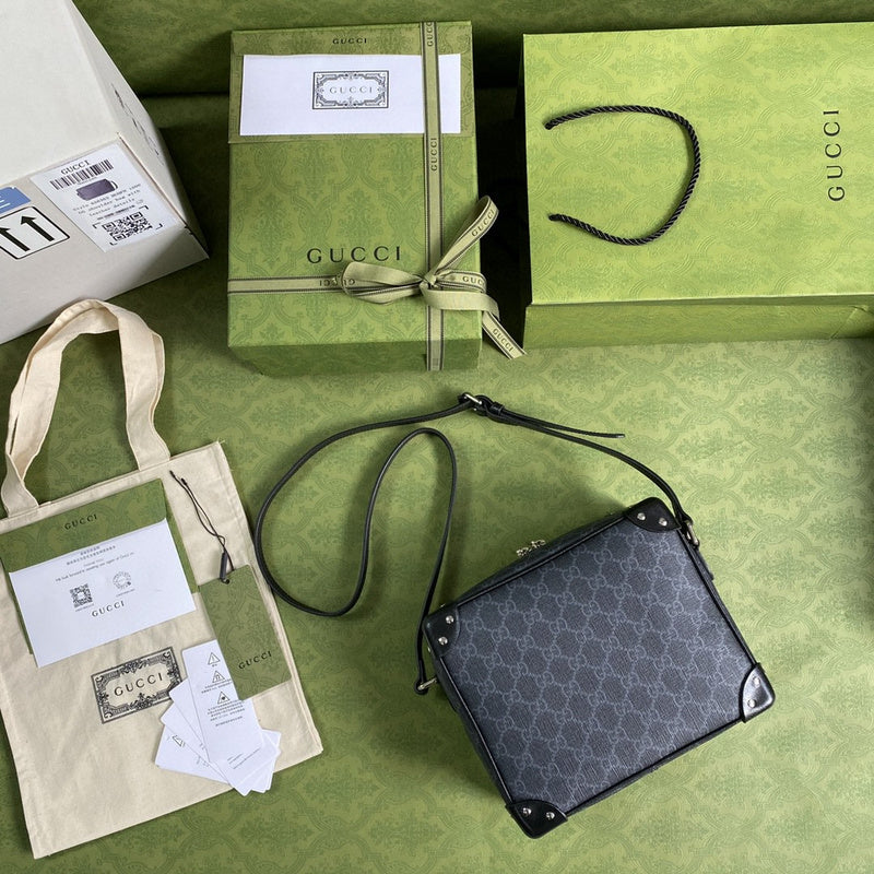 Ozarra - GUKI Bags - 1960