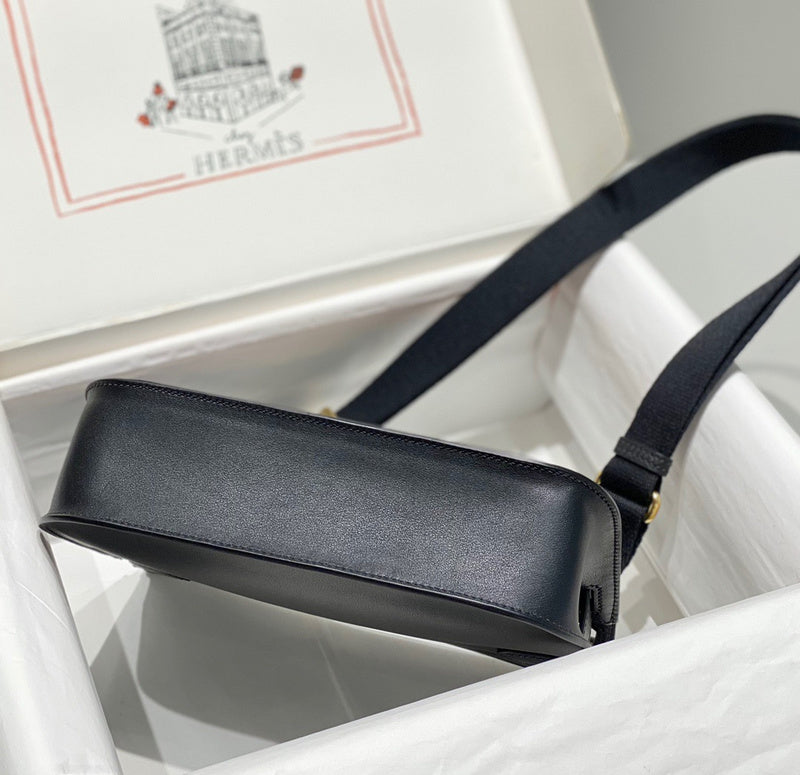 Ozarra - HMS Bags - 044