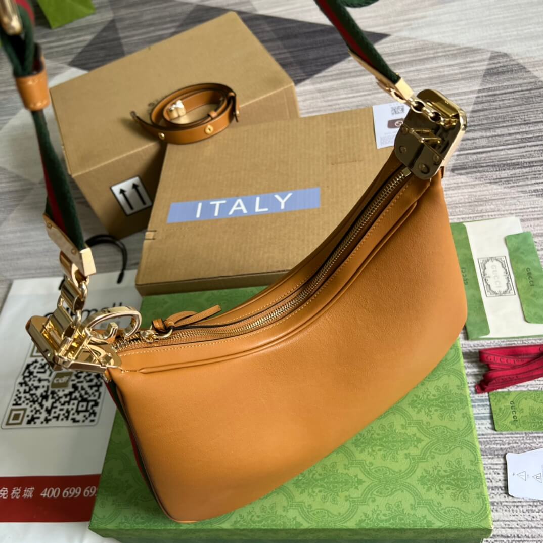 GC 702823 Attache GM dark orange 35CM