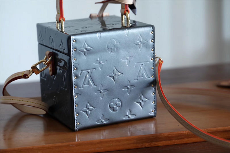 Ozarra Fashion Lu-Vi bags - 9345