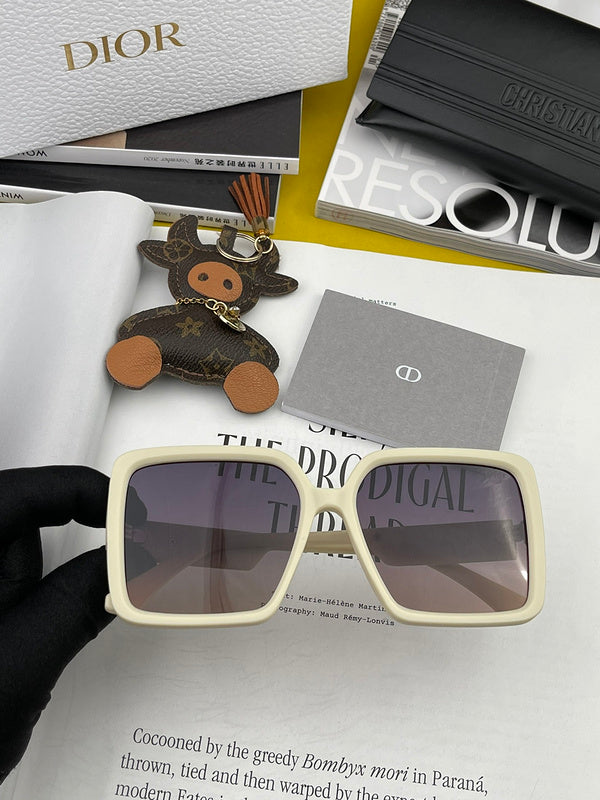 OZ - Dir Sunglasses - 111