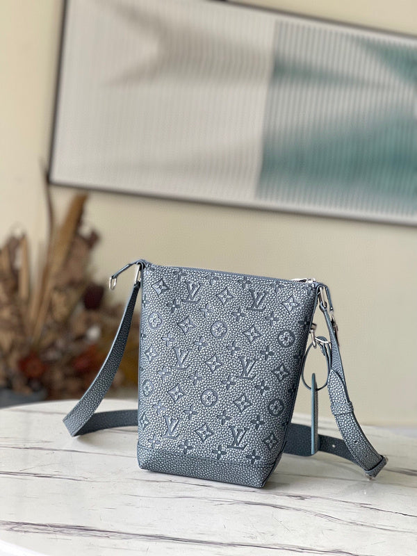 Fashion Lu-Vi bags - 4748