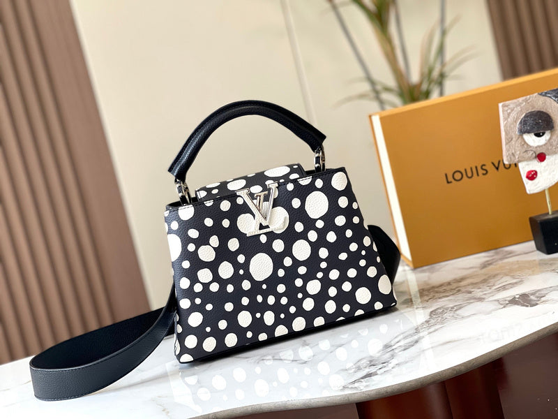 Ozarra - GUKI Women Bags - 1599