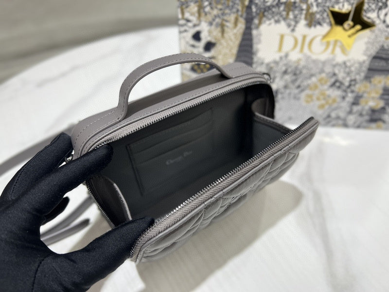 Ozarra - Dir Bags - 2025