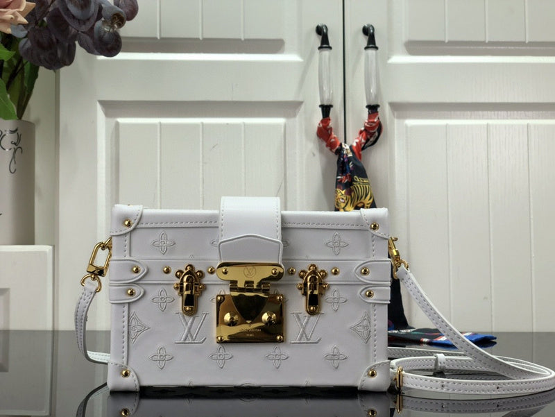 Fashion Lu-Vi bags - 3424