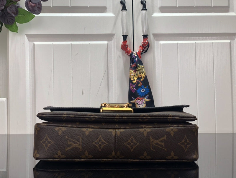 Fashion Lu-Vi bags - 2456