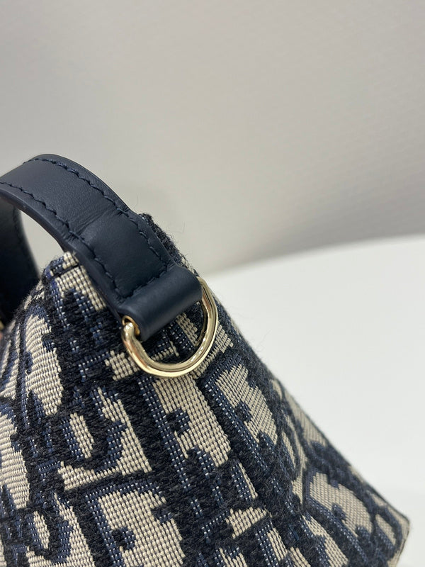 OZ - Dir Bags - 715