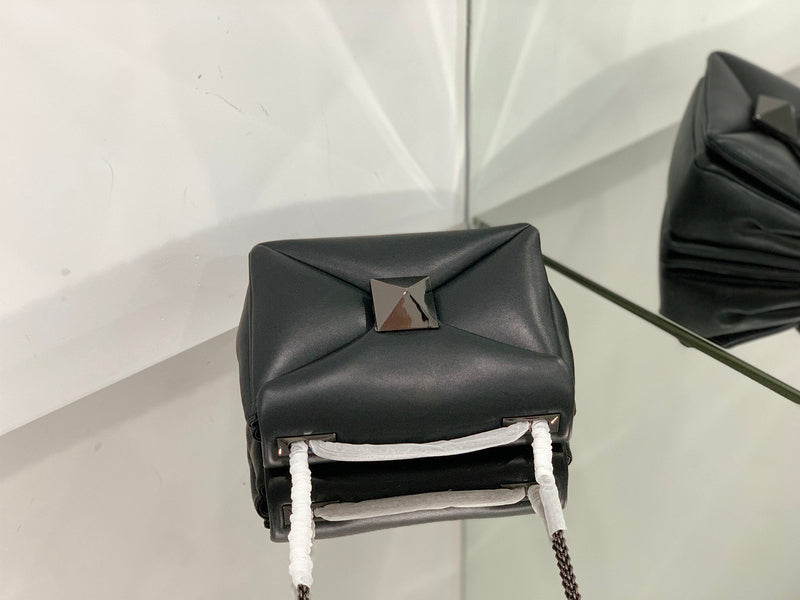 OZ - VEL Bags - 1588