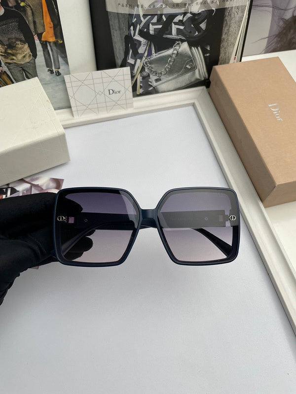 OZ - Dir Sunglasses - 090