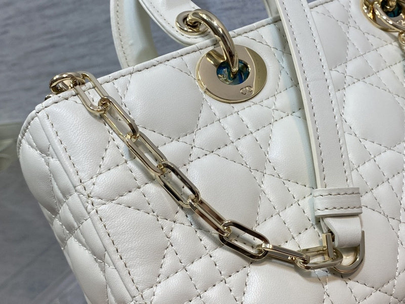 OZ - Dir Bags - 824
