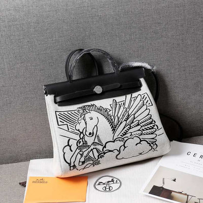 Ozarra - HMS Bags - 070
