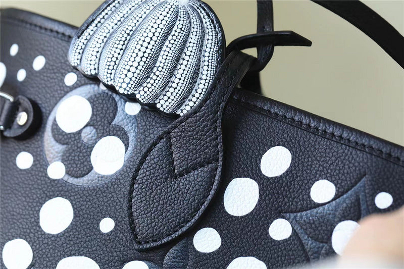 Ozarra - LUV Bags - 479