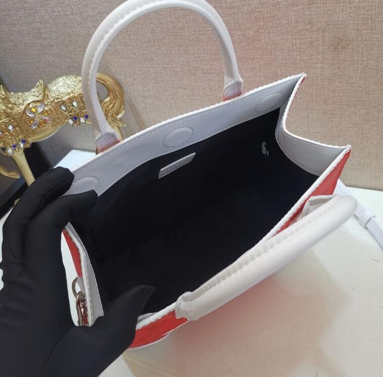 Ozarra Luxury - LOV Bags - 2440