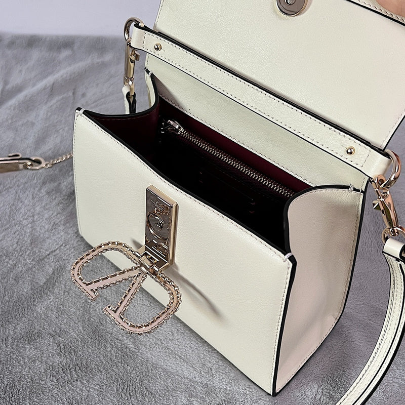OZ - VEL Bags - 682