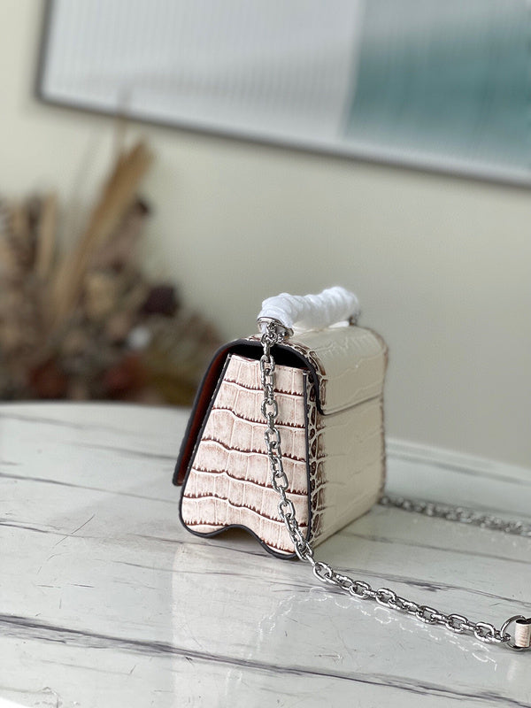 Fashion Lu-Vi bags - 4639