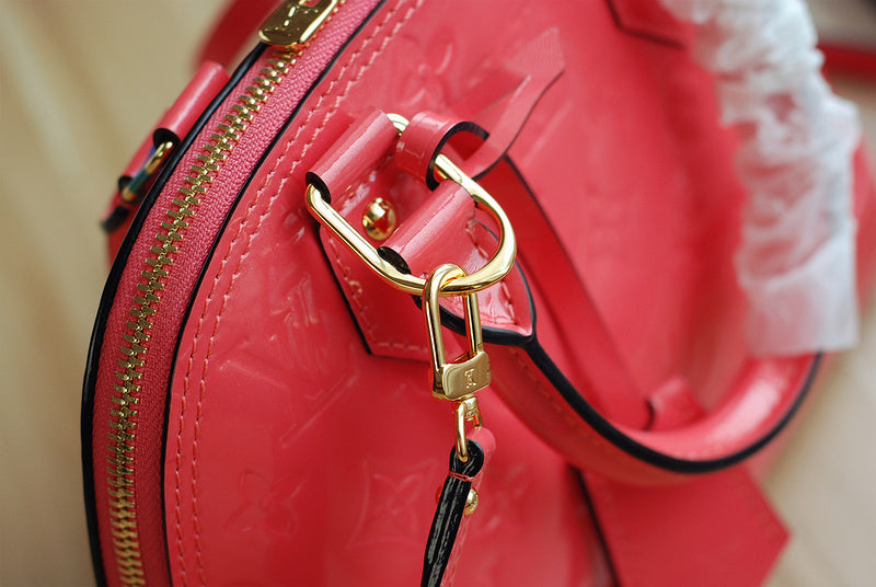 Ozarra Fashion Lu-Vi bags - 8275