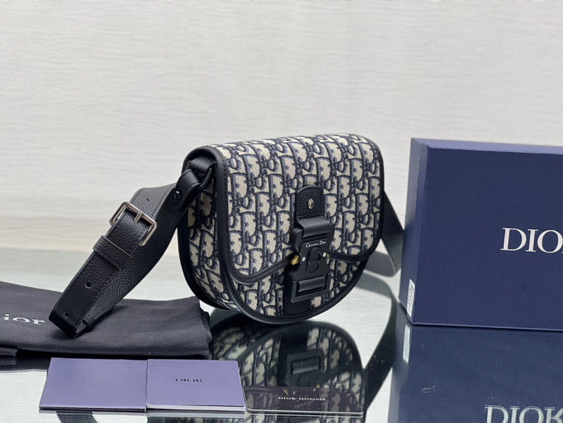 Ozarra - Dir Bags - 1396