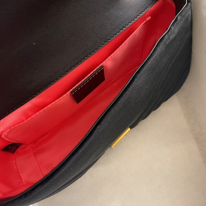 Ozarra - GUKI Bags - 2104
