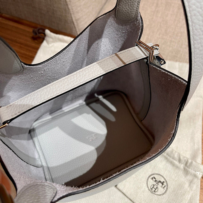 Ozarra - HMS Bags - 999