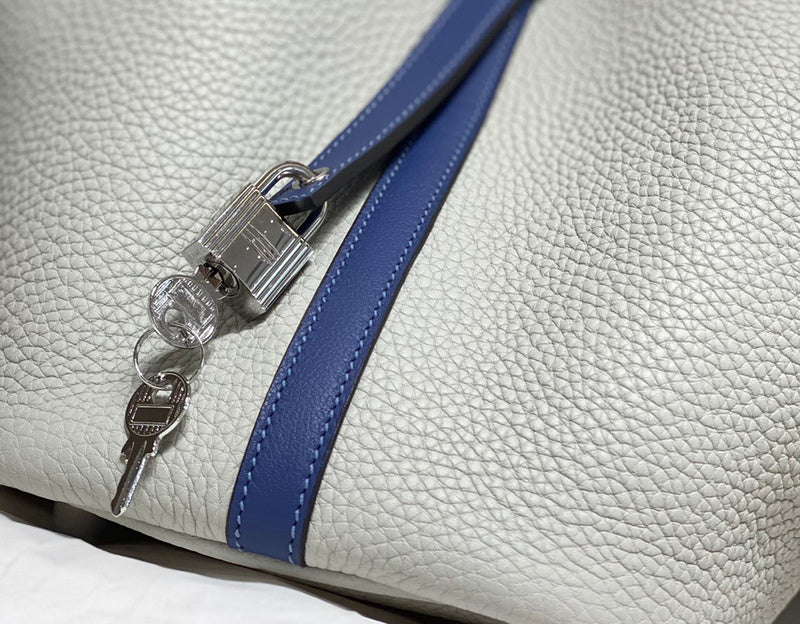 Ozarra - HMS Bags - 036