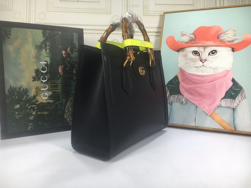 Ozarra - GCI Bags - 1982