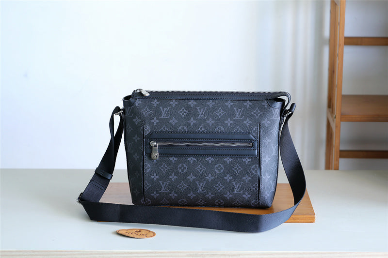 Ozarra Fashion Lu-Vi bags - 10500