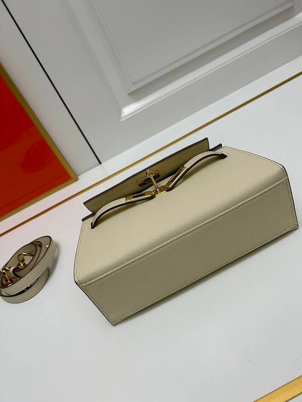 Ozarra - HMS Bags - 043