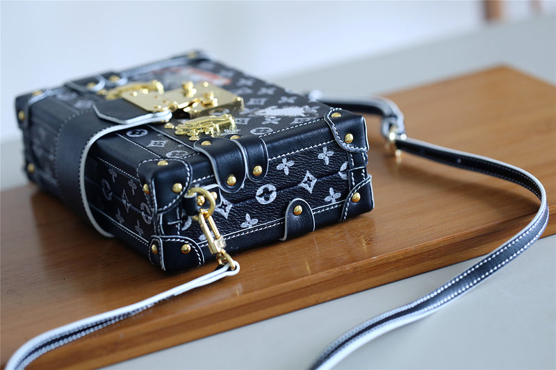 Ozarra Fashion Lu-Vi bags - 8211