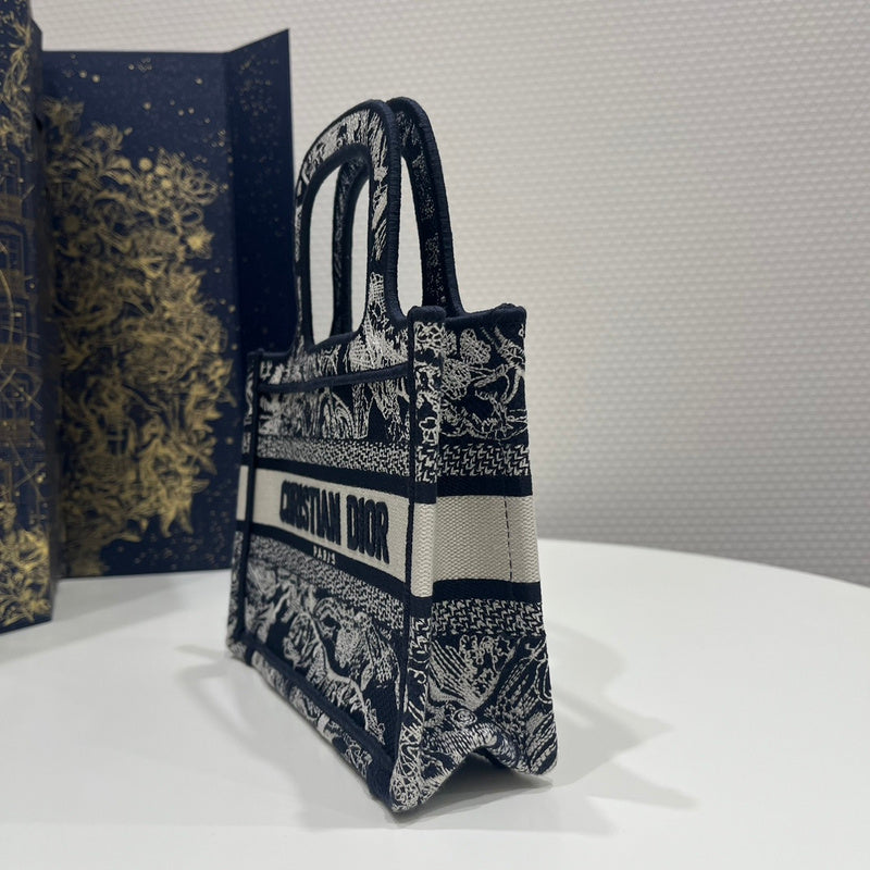 OZ - Dir Bags - 692