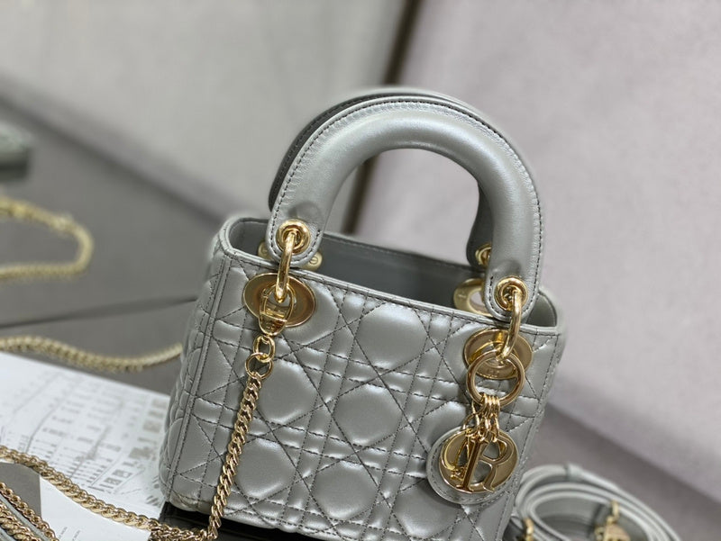 OZ - Dir Bags - 831