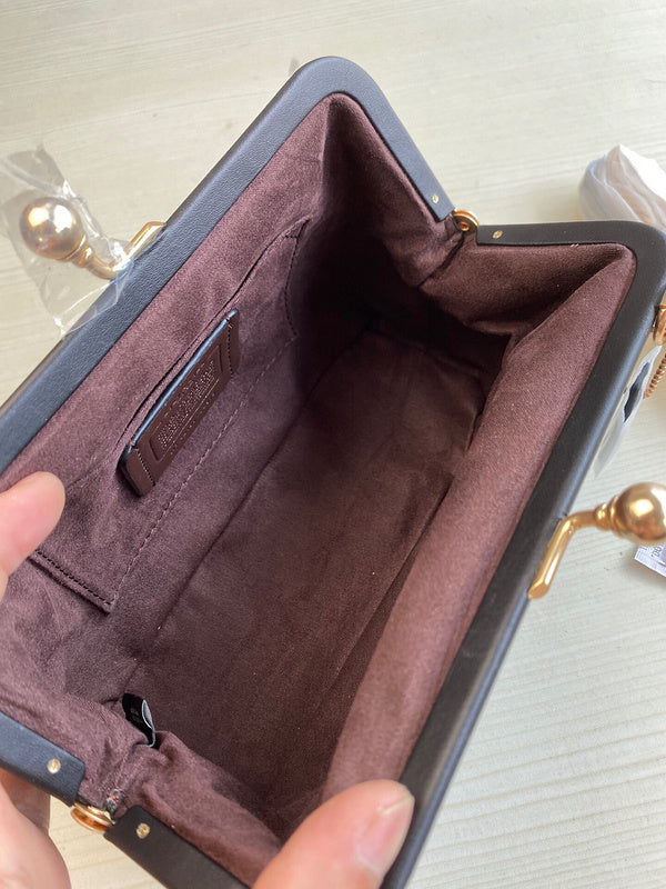 Ozarra - CAH Bags - 677
