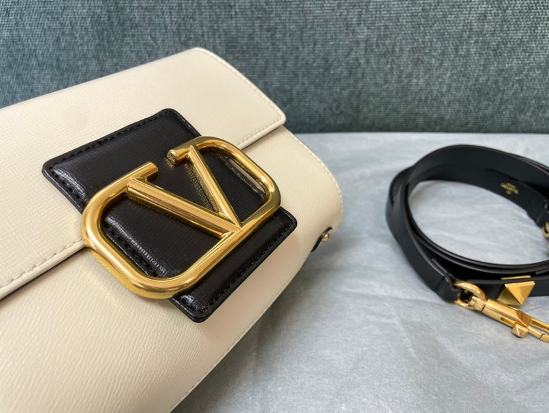 OZ - VEL Bags - 979