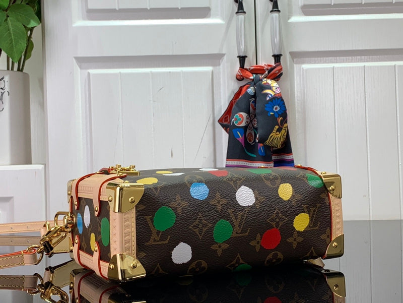 Fashion Lu-Vi bags - 2483
