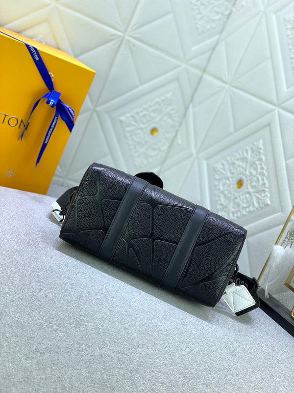 Ozarra - GUKI Women Bags - 1704