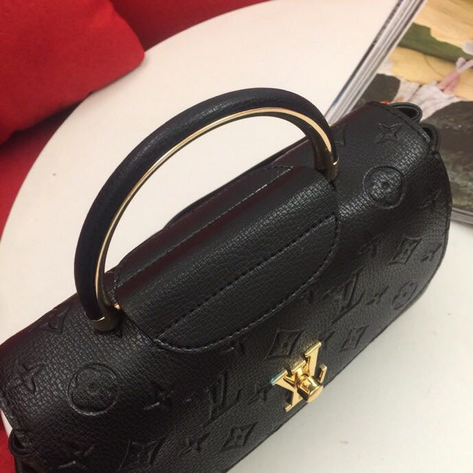 Fashion Lu-Vi bags - 3698