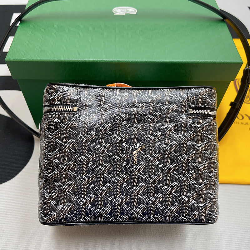 Ozarra - GOD Bags - 852
