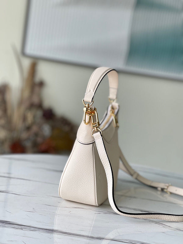 Fashion Lu-Vi bags - 5238
