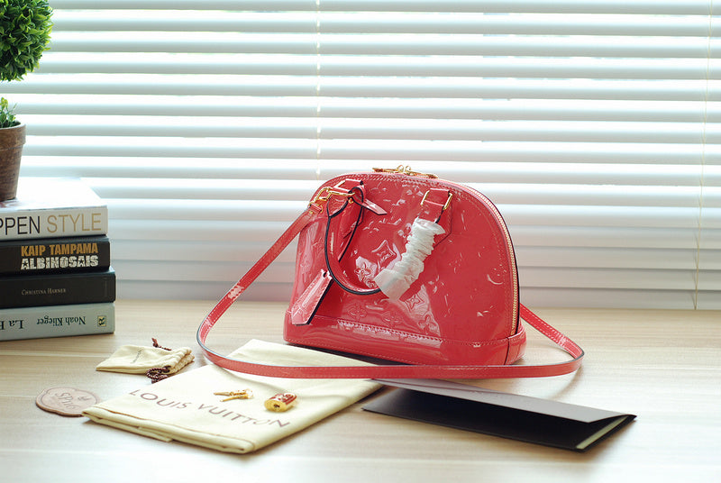 Ozarra Fashion Lu-Vi bags - 8275