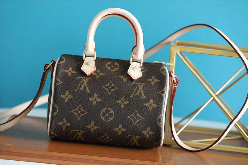 Ozarra Fashion Lu-Vi bags - 8156