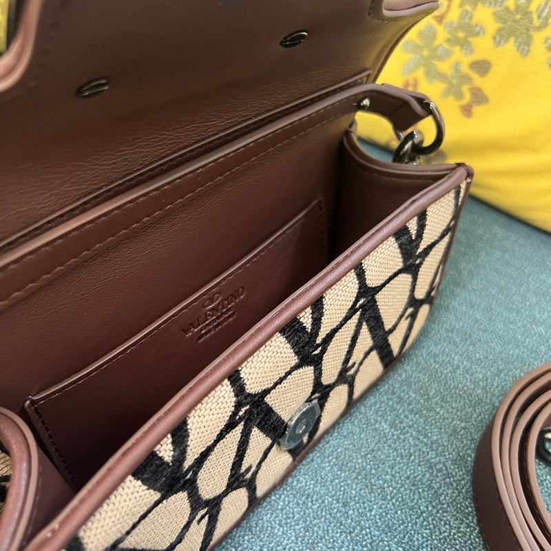OZ - VEL Bags - 411