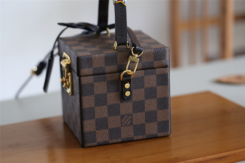 Ozarra Fashion Lu-Vi bags - 9344
