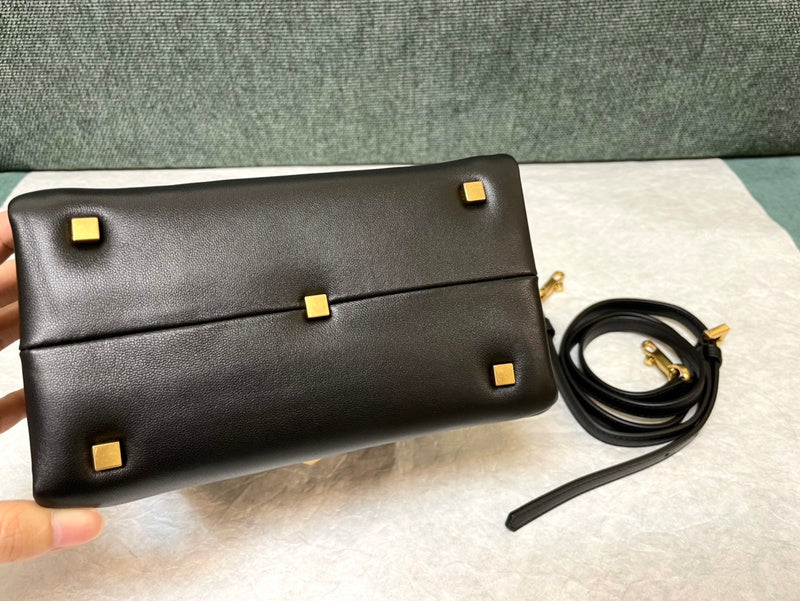 OZ - VEL Bags - 672