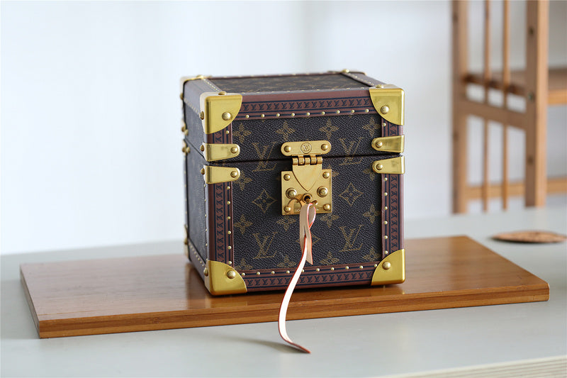 Ozarra Fashion Lu-Vi bags - 9540