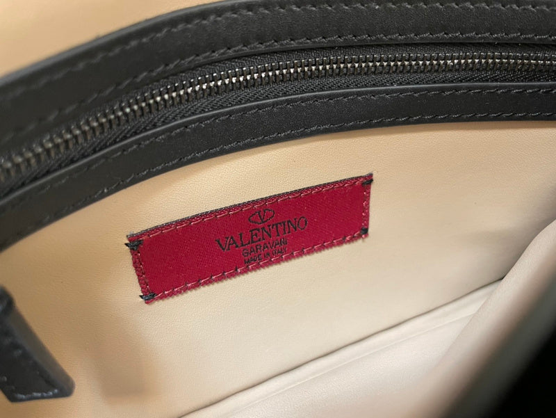 OZ - VEL Bags - 686