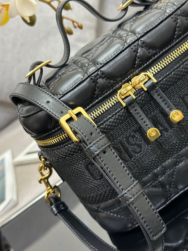 Ozarra - Dir Bags - 061