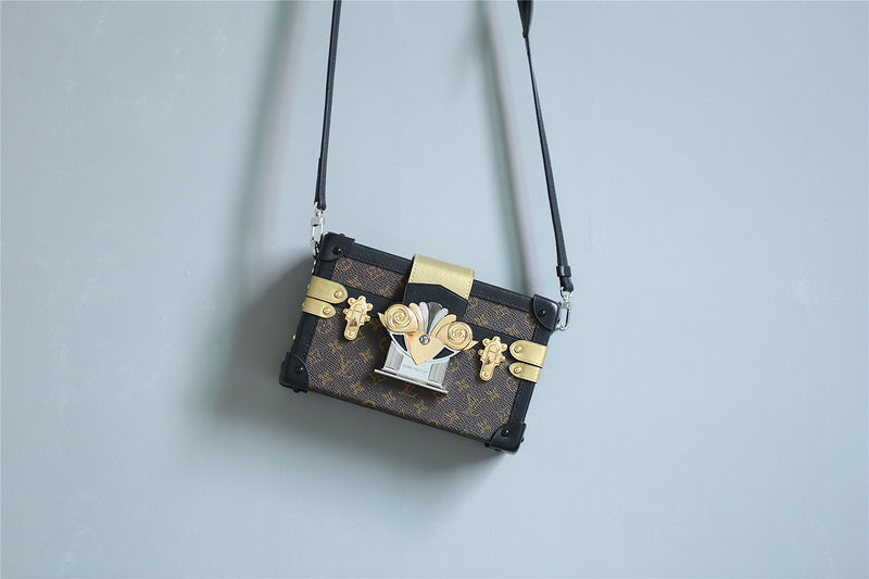Ozarra Fashion Lu-Vi bags - 8230