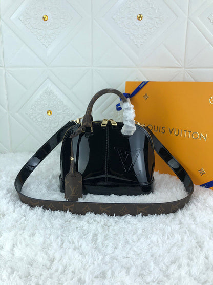 Ozarra - GUKI Women Bags - 1703