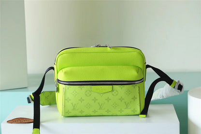 Ozarra Fashion Lu-Vi bags - 9901