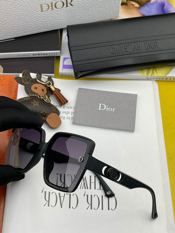 OZ - Dir Sunglasses - 153